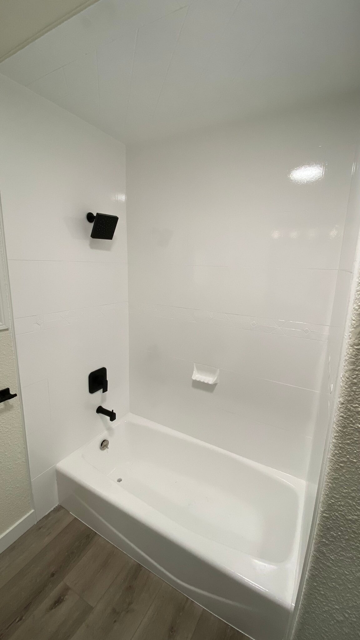 Building Photo - 1542 marine ave