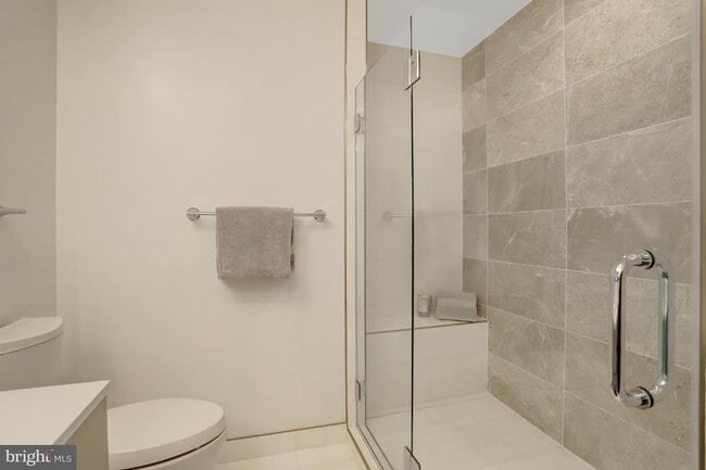 Building Photo - 801 N Fairfax St