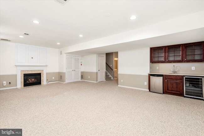 Building Photo - 5 Trewbridge Ct