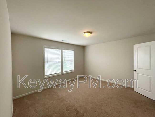 Building Photo - 4136 Thimbleberry Dr