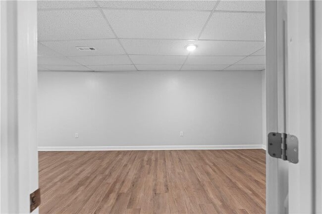 Building Photo - 6015 Canaan Woods Dr SW