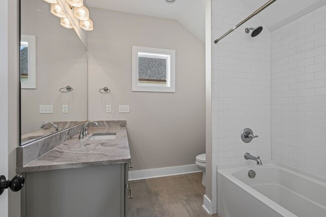 Building Photo - Beautiful North Nashville Home