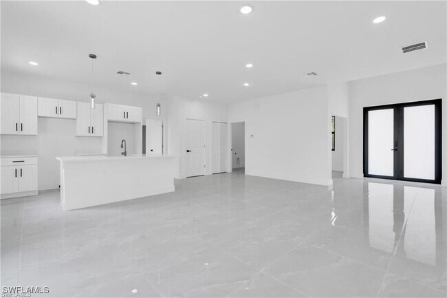Building Photo - 3315 67th St W