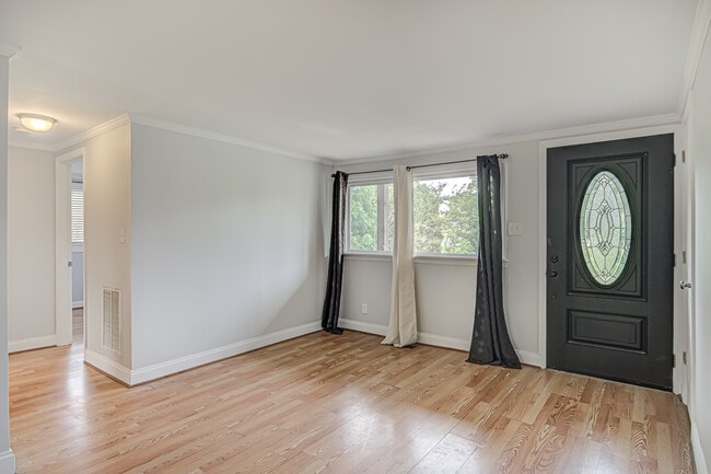 Building Photo - 8603 Haw River Rd