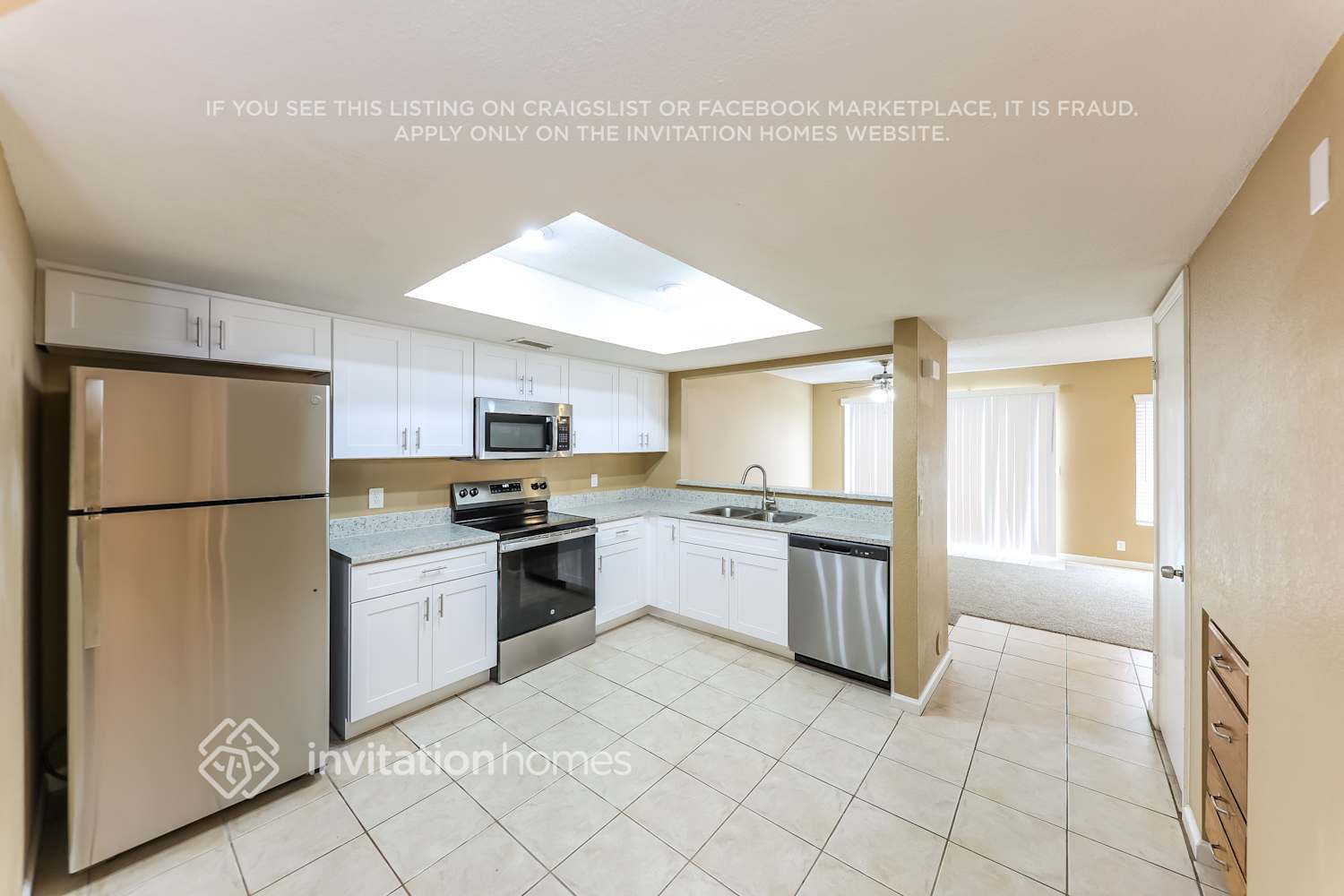 Building Photo - 1633 E Wagoner Rd