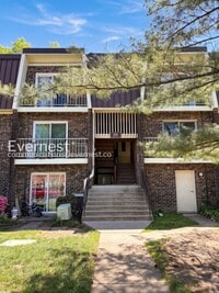 Building Photo - Charming Condo with Shared Amenities and Playground | Pet Friendly | Available Soon!