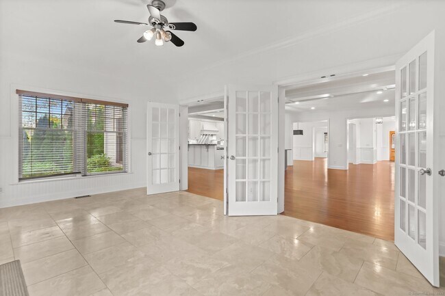 Building Photo - 348 Sound Beach Ave