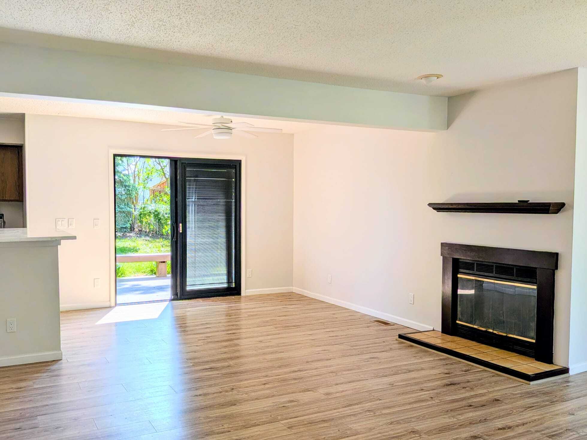 Building Photo - 515 Clearwater Dr