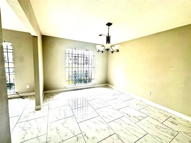 Building Photo - 8207 Rockhill St