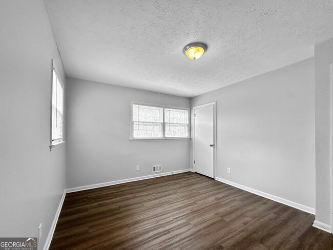 Building Photo - 3865 Morning Creek Dr