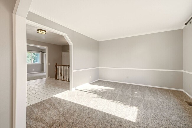 Building Photo - 1203 N 100 E