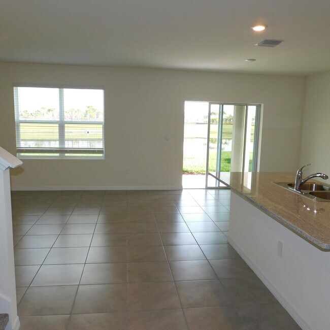 Building Photo - 17329 Reserva Dr