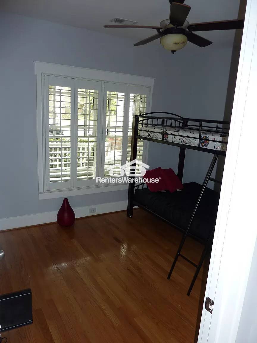 Building Photo - 1357 Benteen Park Dr SE