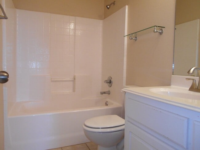 Building Photo - 6513 91st St