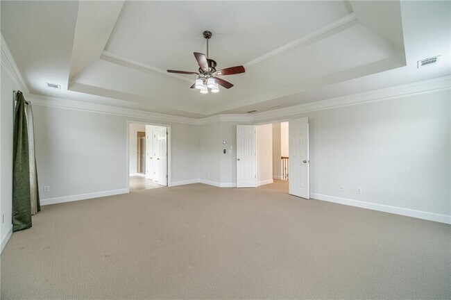 Building Photo - 2557 Staunton Dr