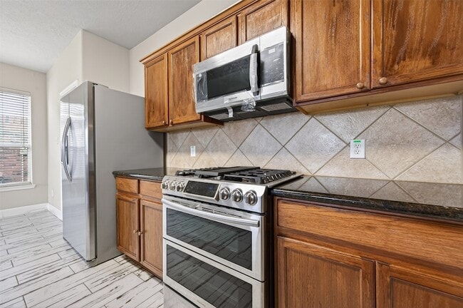 Building Photo - 2610 Argos Dr