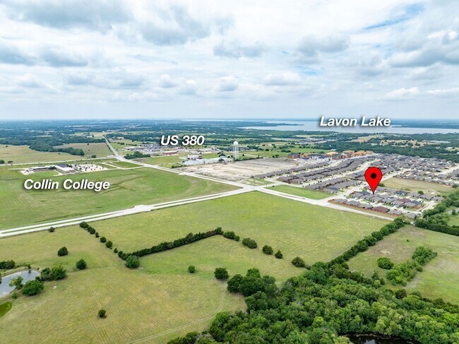 Building Photo - 109 Columbia St