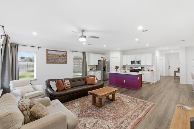 Building Photo - 322 Coral Drift Ct