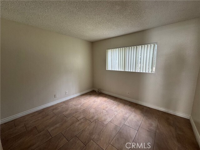 Building Photo - 1251 S Meadow Ln