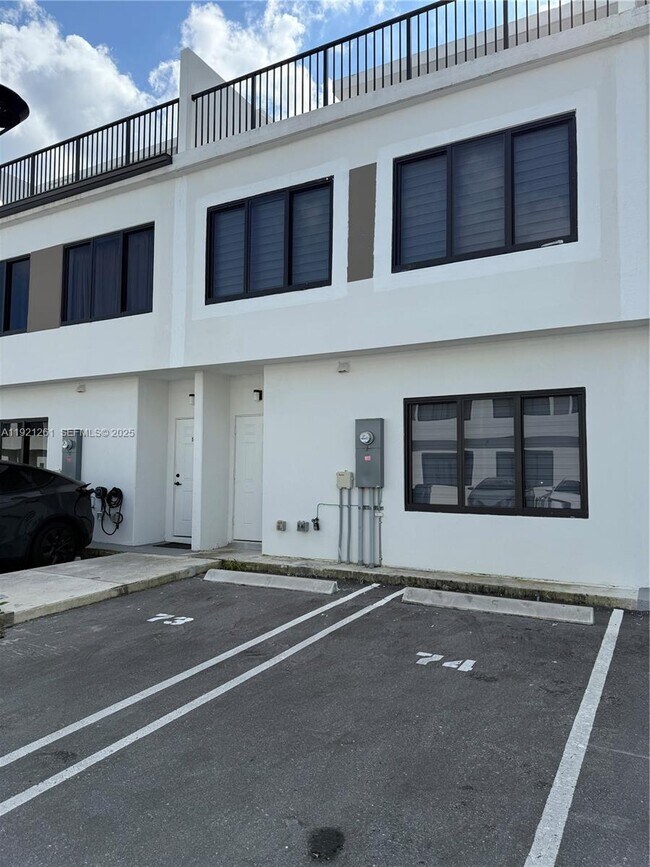 Building Photo - 14571 SW 261st St