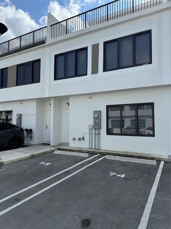 Building Photo - 14571 SW 261st St