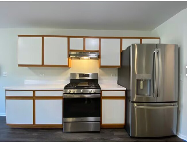Building Photo - 5363 Danbury Cir