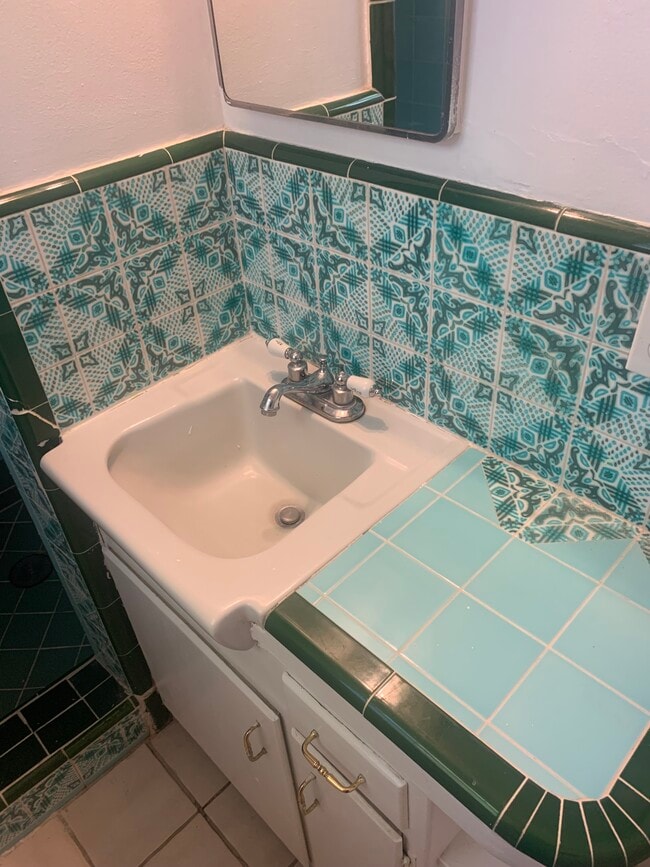 Building Photo - 17178 Kingsbury St