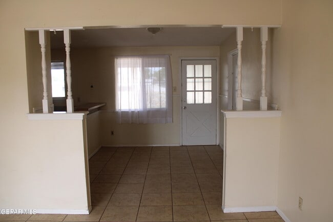 Building Photo - 10452 Persephone Dr