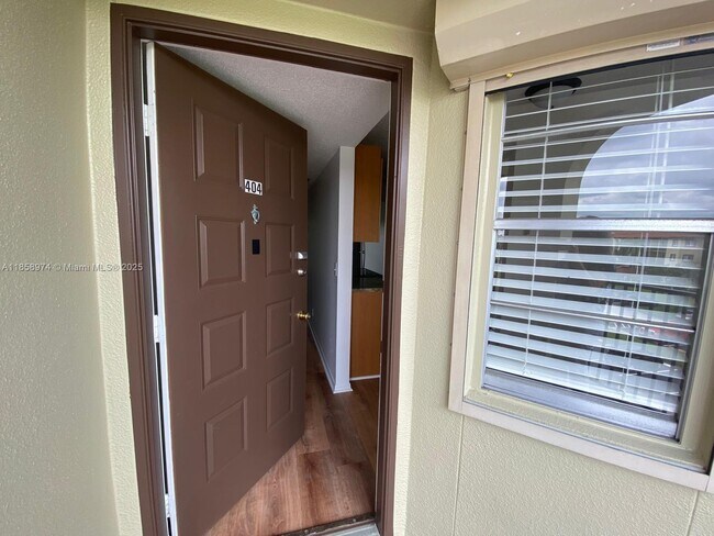 Building Photo - 13000 SW 15th Ct