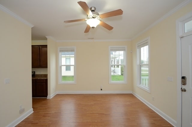 Building Photo - Beautiful 2-story home