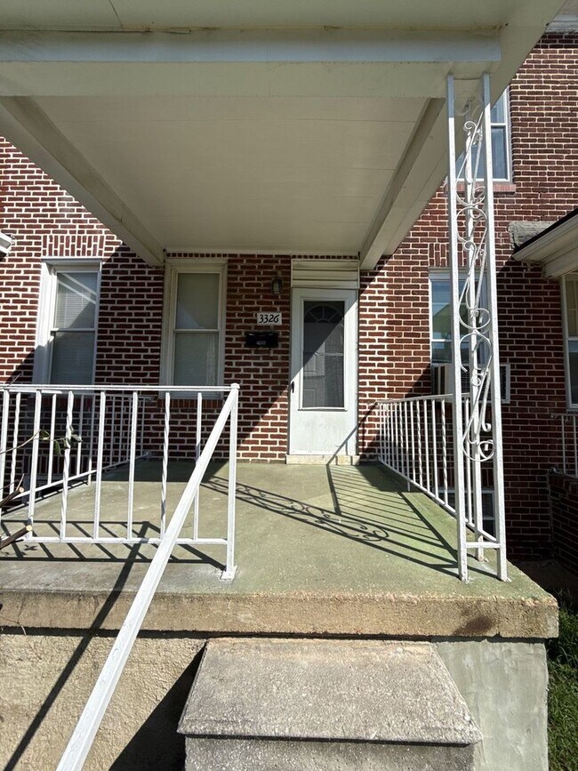 Building Photo - 3326 Lyndale Ave