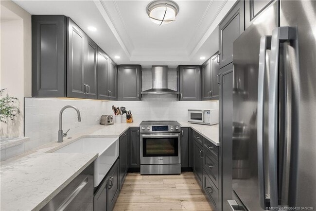 Building Photo - 125 S Ocean Ave