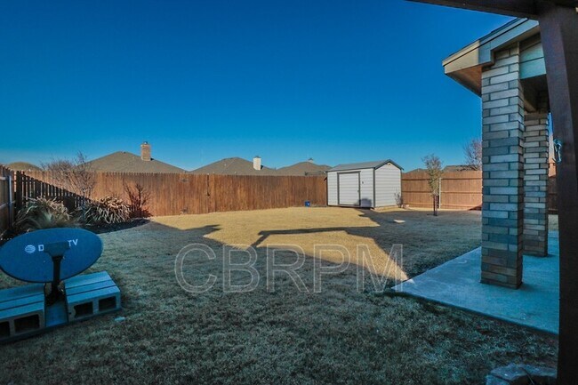 Building Photo - 2128 101st St