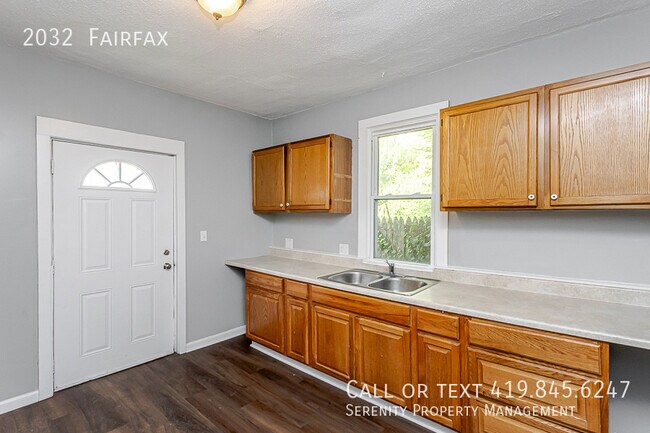 Building Photo - 2032  Fairfax-
