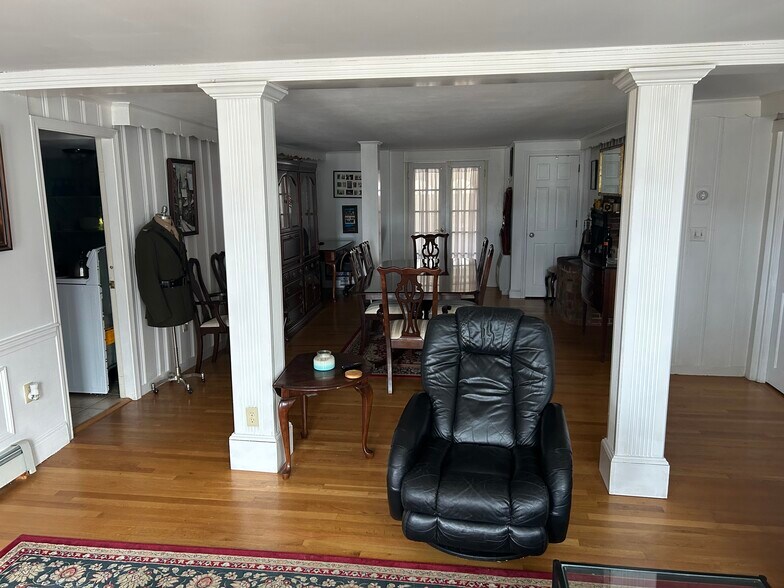 Building Photo - 1315 Mayhew Tpke