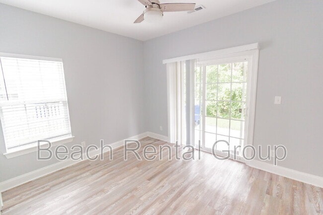 Building Photo - 1309 Painted Tree Ln