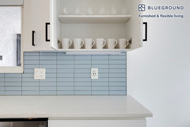 Building Photo - 20200 Lucille Ave