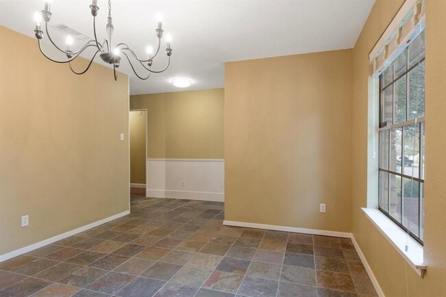 Building Photo - 11123 Henge Dr