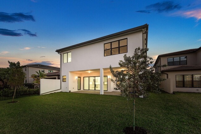 Building Photo - 8561 Crystal Downs Ave