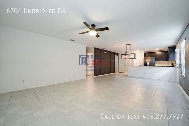 Building Photo - 6204 Unbridled Dr