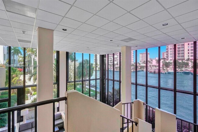 Building Photo - 936 Intracoastal Dr