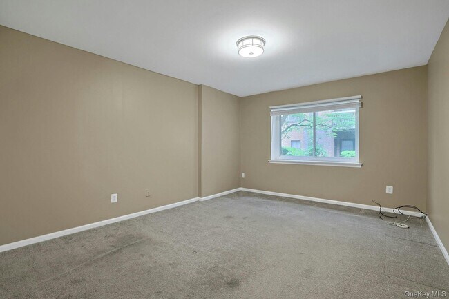 Building Photo - 214 Kennedy Dr