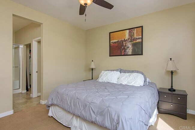 Building Photo - Spacious 2 Bedroom + Office/Den Townhome in Beautiful San Marcos, CA