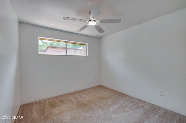 Building Photo - 152 Sweetgum Ln