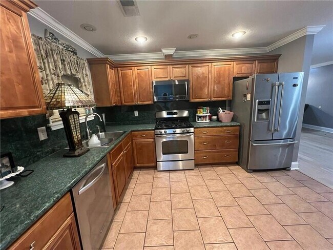 Building Photo - 2816 Munster Blvd