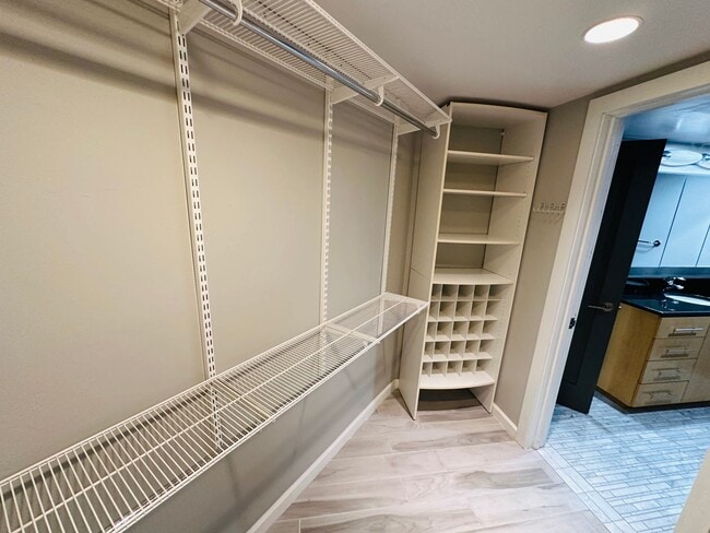 Building Photo - Ground level 2 bedroom, 2 bath in Bayfront...