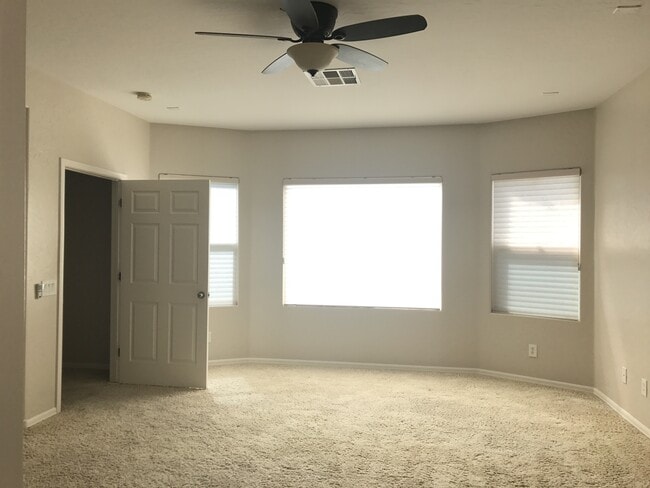 Building Photo - 4 Bedroom Home in Silverstone Coming Soon!