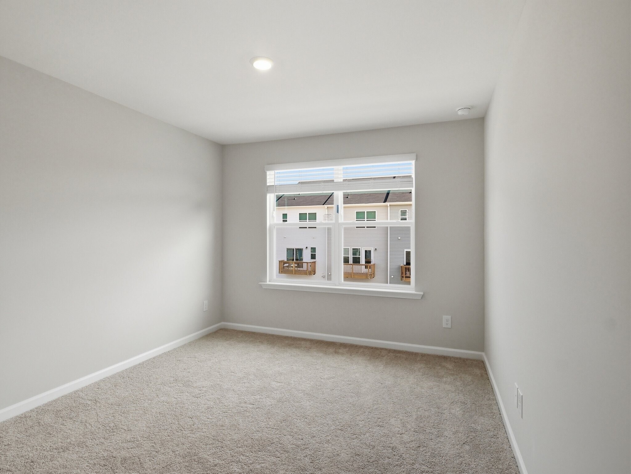 Building Photo - 103 Frosted Iris Ln