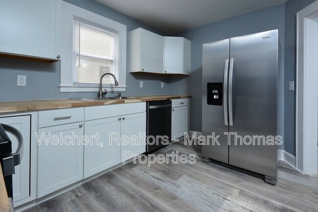 Building Photo - 216 N Guthrie Ave
