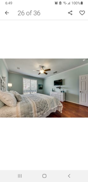 Building Photo - 1449 Summerhill Dr